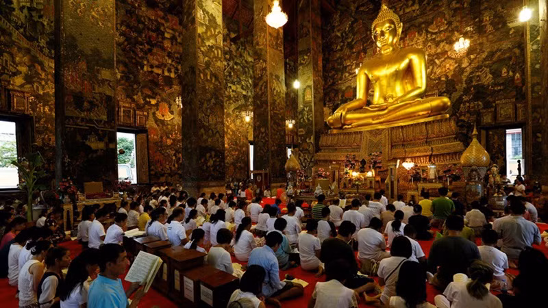 Phật tử có thể tổ chức phóng sinh khi đi lễ chùa nhưng phải đảm bảo tiết kiệm, không nên lãng phí. Điều quan trọng là phóng sinh xuất phát từ cái tâm của phật tử.