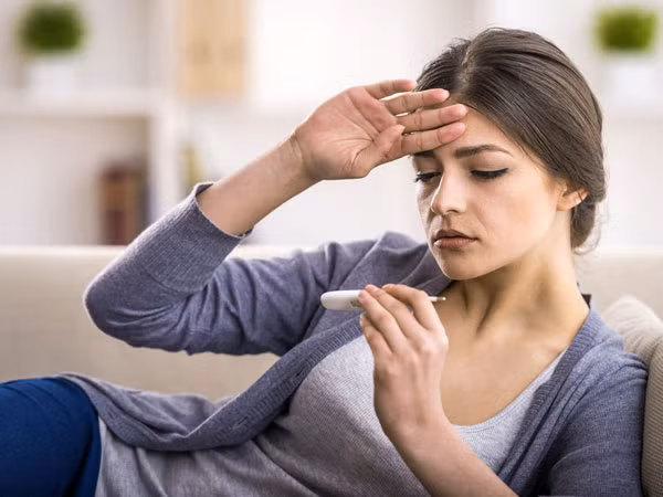 Gây suy yếu hệ miễn dịch. Kết luận này được đưa ra bởi các nhà nghiên cứu, những người dành nhiều thời gian ngồi điều hoa hơn trong môi trường máy lạnh có hệ miễn dịch suy yếu, thường xuyên bị ốm, quá trình hồi phục bệnh chậm hơn bình thường.