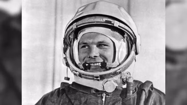 Sau khi phi hành gia Gagarin có bữa ăn đầu tiên ngoài không gian là điều hoàn toàn khả thi, các chuyên gia, nhà khoa học đã nghiên cứu, thử nghiệm nhiều loại thức ăn để cung cấp cho các phi hành gia khi ở vũ trụ dài ngày. Ảnh: Sovfoto/Universal Images Group via Getty Images.