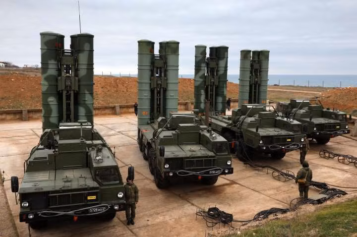 Israel có thể giúp Ấn Độ nâng cấp hoặc chí ít là phát huy tối đa năng lực của S-400 Triumf, đồng thời chỉ ra cho New Delhi biết những điểm yếu để đánh bại S-400 nếu nổ ra xung đột với Trung Quốc.