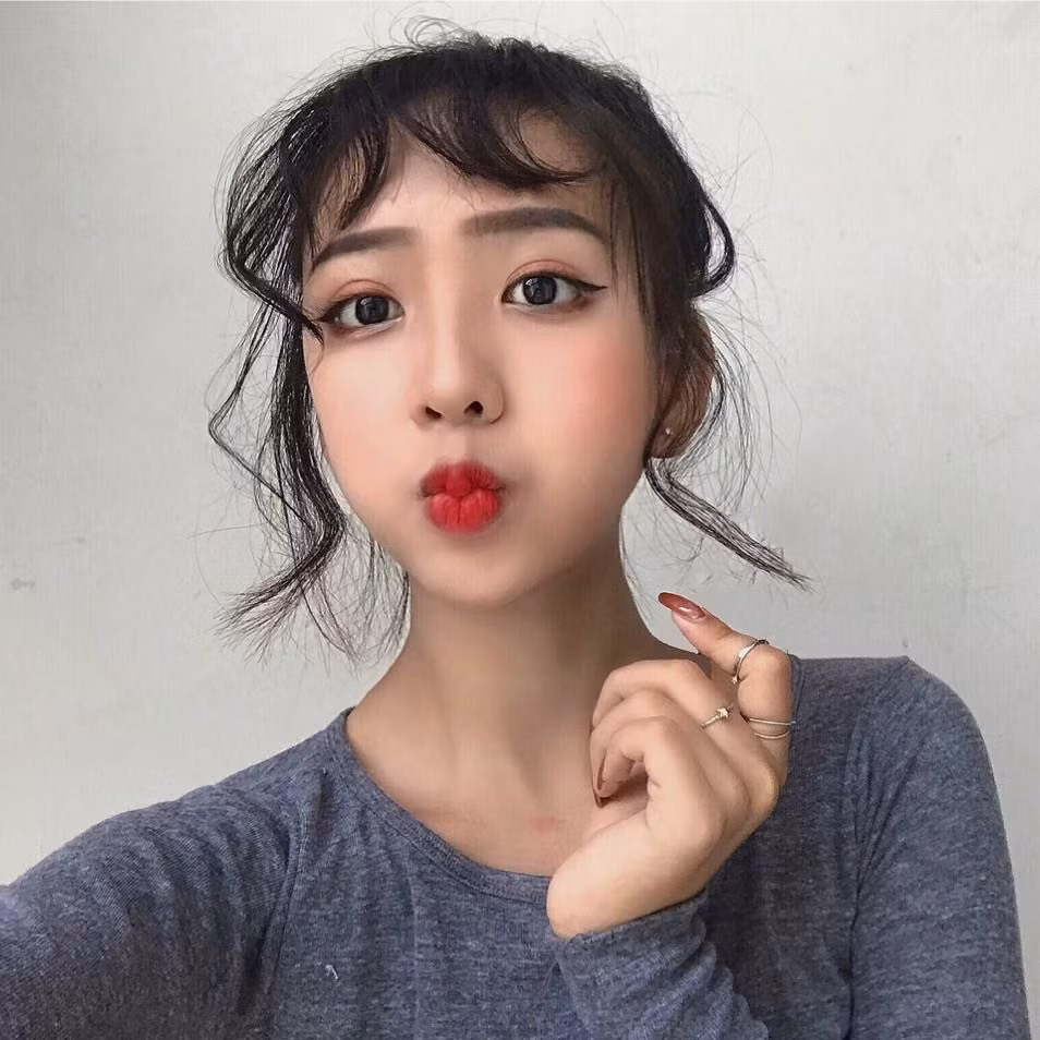 Vũ Thảo Uyên Nhi (SN 1999) hiện đang sinh sống, học tập và làm việc tại TP Hồ Chí Minh.
