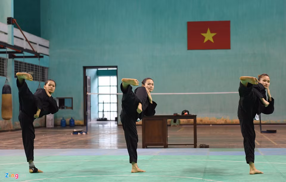 Cách đây đúng 4 tháng, tuyển silat đã tham dự giải vô địch Đông Nam Á tại Malaysia. Đó cũng là địa điểm tổ chức thi đấu chính thức tại SEA Games 29 nên giải là nơi làm quen sàn đấu và nắm bắt thực lực các đối thủ chính của Việt Nam như Indonesia và Malaysia.