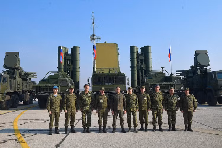 Nga "tự ái" khi đồng minh Serbia mua tên lửa Trung Quốc thay vì S-400? Nga