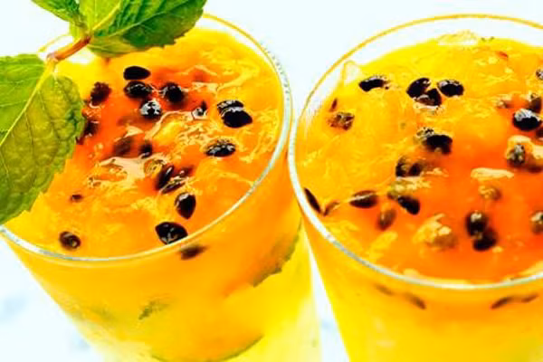 Ngay cả khi bạn không nghĩ về đặc tính chống ung thư thì một ly nước ép chanh dây cũng làm bạn khỏe hơn vì chứa đến 50% vitamin C, 60 % vitamin A, và 40 % kali nhu cầu hàng ngày của cơ thể.