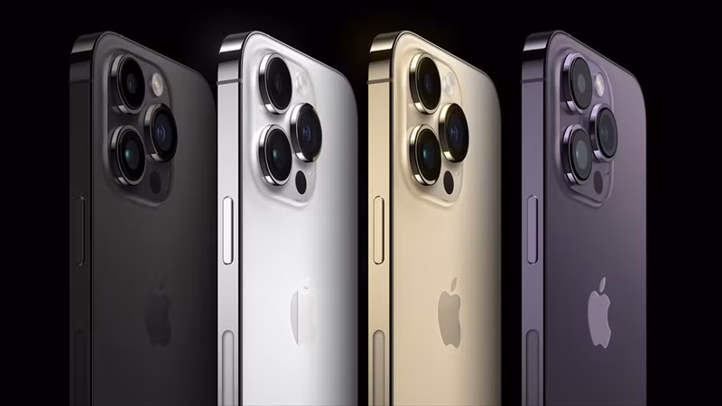 Ra mắt vào năm 2022, bộ đôi iPhone 14 Pro/Pro Max sở hữu nhiều nâng cấp đáng chú ý như thiết kế phần khuyết mới, camera độ phân giải cao hay vi xử lý Apple A16 Bionic.