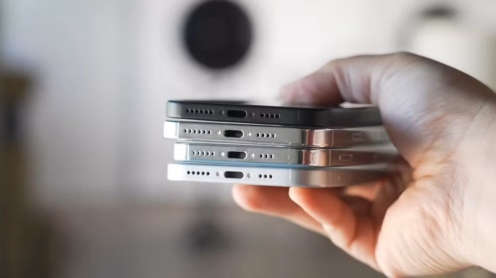 Một thiết kế hoàn toàn mới trên iPhone 15 series đó là hai nút tăng và giảm âm lượng tách biệt giờ đã nhập thành một. (Ảnh: MacRumors)