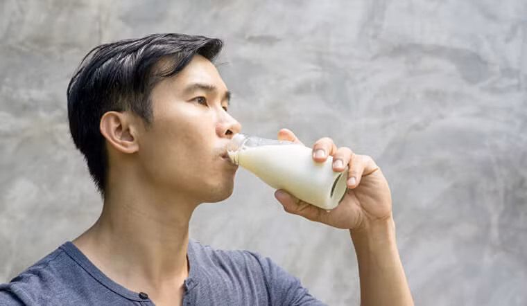 Nó có thể gây ra các vấn đề về đường ruột hoặc tấn công vào xương và trong trường hợp nặng gây ra ung thư xương, ung thư tủy xương hoặc phá hủy các mô mềm xung quanh xương.