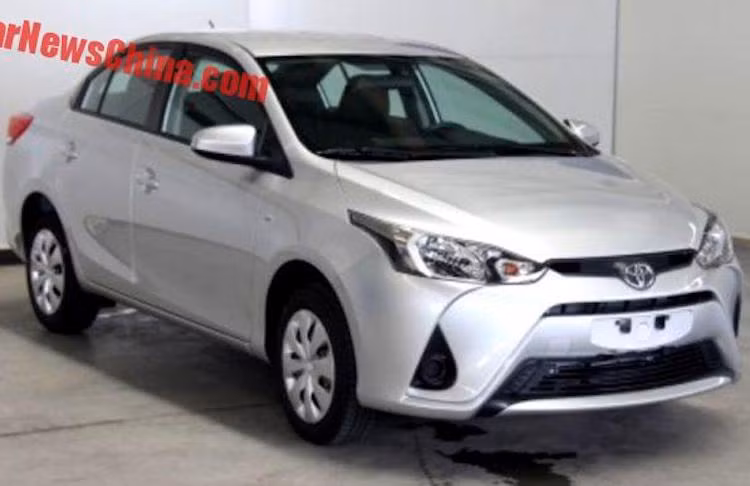 Yaris L sẽ được sản xuất ở Trung Quốc bởi liên doanh Toyota Quảng Châu. Giá bán của xe sẽ bắt đầu từ 75.000 NDT (Tương đương 247 triệu đồng) và đạt tới 110.000 Yuan (362 triệu đồng) cho bản cao cấp nhất.
