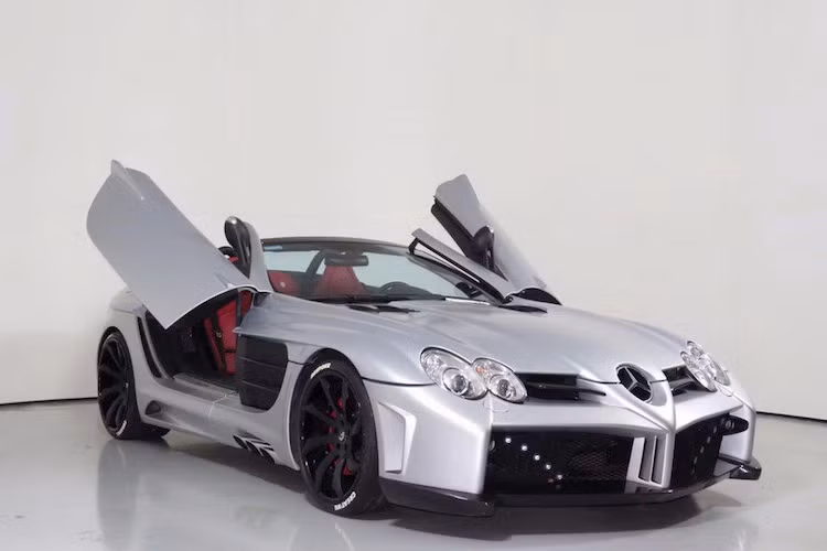 Sau gần 10 năm, chiếc SLR McLaren Roadster độ "full bài" FAB Design này hiện vẫn đang được rao bán trên eBay với giá lên tới 479.000 USD (tương đương 10,7 tỷ đồng). Mức giá này đã chứng minh được sức hấp dẫn của chiếc xe theo thời gian.