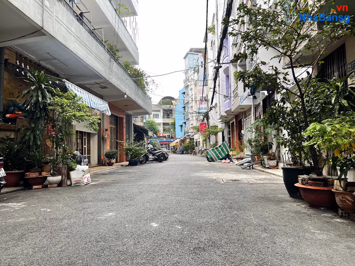 21 nam qua, hon 168.000 ho dan TP HCM hien 5,3 trieu m2 dat