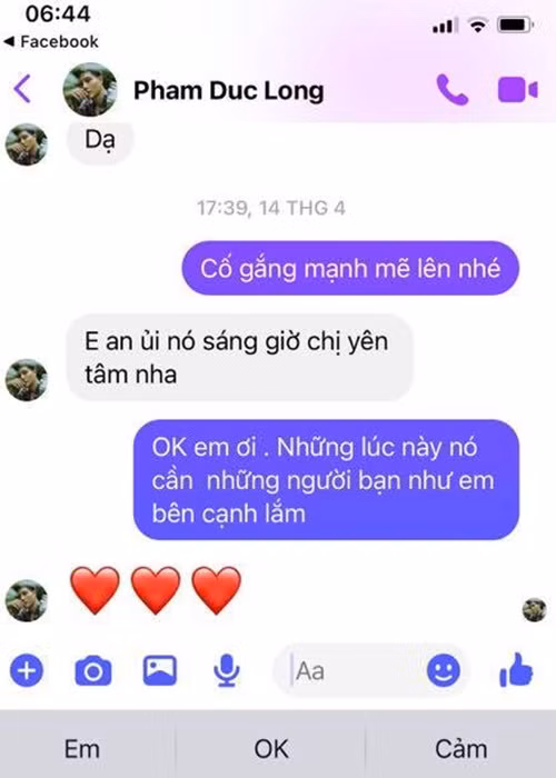 Diễn viên Hà Hương chia sẻ tin nhắn cuối cùng với Đức Long. Cô nghẹn ngào: "Chỉ gặp nhau qua cô bạn thân Cao Thái Hà của Long, biết Long cũng ở Hải Dương diễn viên kịch, tham gia đóng phim. Rồi có lần Long ra thăm cô bạn thân (lúc đó Hà đang đóng phim cùng mình ngoài Hà Nội) thì mình chỉ đường, dẫn tụi nhỏ đi ăn bún đậu, cháo lòng... và vào Sài Gòn thì ngược lại. Gặp nhau lần nào cũng vội nhưng lại hay hỏi han nhau khi có bất cứ vấn đề gì cảm thấy không ổn. Giờ biết tin dữ của Long mà không khỏi xót xa cho người em, người diễn viên hiền lành. Thương và muốn ôm Long thật chặt một lần thôi mà không kịp nữa, Long đi mất rồi”.