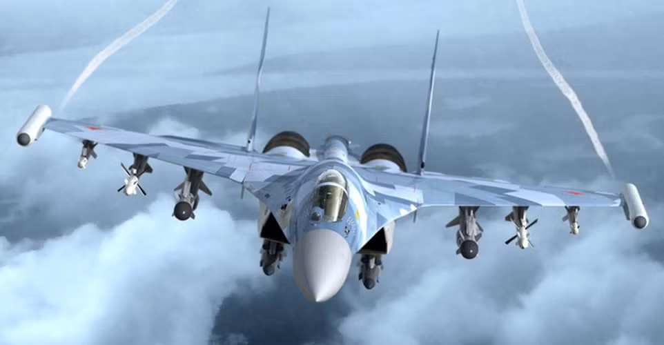 Ngoài ra, Su-35 còn rất nhiều thiếu sót, đó là có kích thước rất lớn khiến diện tích phản xạ radar tăng vọt vì không áp dụng công nghệ tàng hình, vẫn sử dụng radar mảng pha quét thụ động lạc hậu... khiến nó mất ưu thế trước F-35.