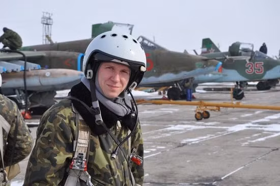 Roman Nikolayevich Filipov - phi công Nga sinh năm 1984, tham chiến trong một nhiệm vụ tấn công ở Syria với chiếc cường kích Su-25SM nhưng không may bị khủng bố IS bắn hạ hôm 3/2/2018. Nguồn ảnh: Wiki.
