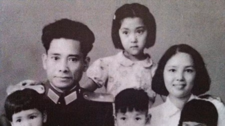 Năm 1945, tướng Nguyễn Sơn về nước hoạt động cách mạng, ông ngay lập tức giữ nhiều chức vụ quan trọng trong chính quyền non trẻ mới thành lập của Việt Nam Dân chủ Cộng hoà. Nguồn ảnh: TL.