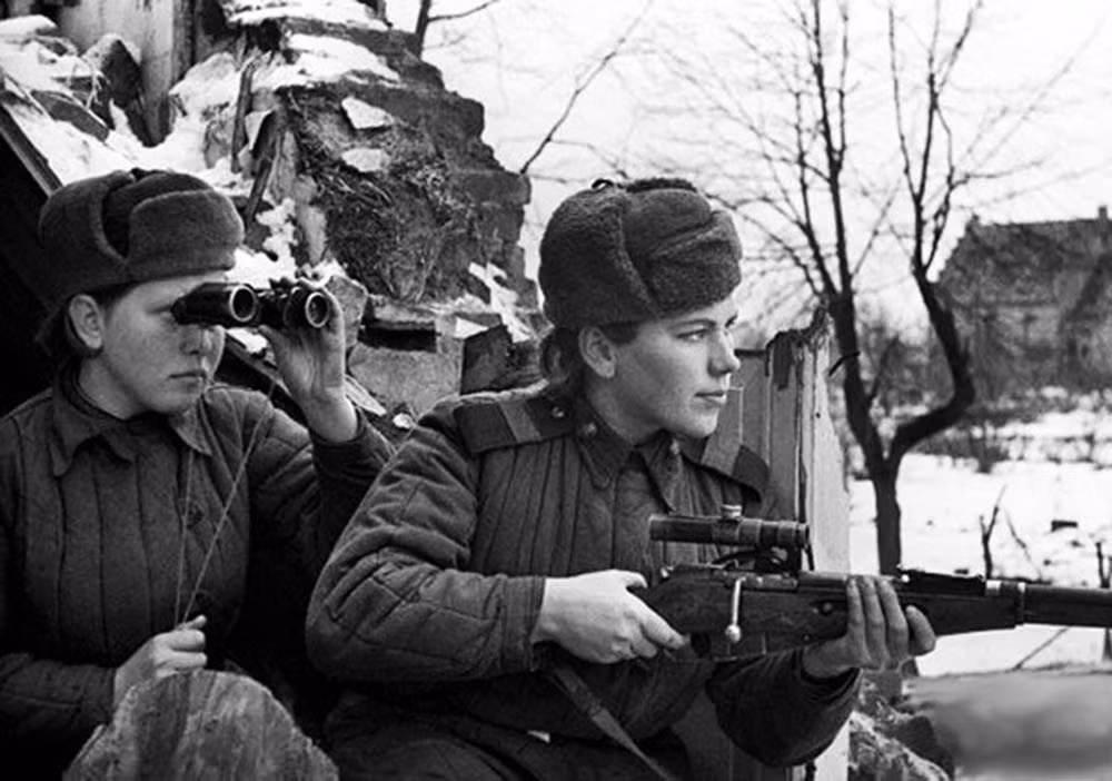 Trong khi đó ở trận vây hãm Stalingrad kéo dài hơn 800 ngày đêm, Liên Xô dùng hết 500 triệu viên đạn. Nguồn ảnh: RYMB.