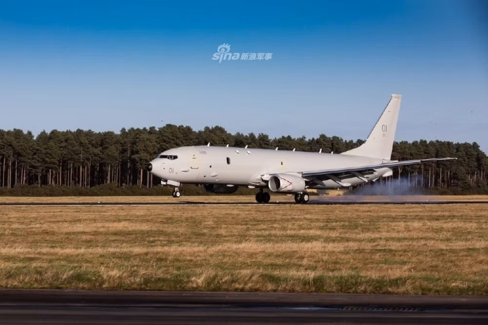 Phía Anh cho biết, các máy bay săn ngầm P-8A do nước này đặt mua sẽ được thay thế cho các máy bay do thám Nimrod vốn đã bị loại biên từ năm 2012. Nguồn ảnh: AirRec.
