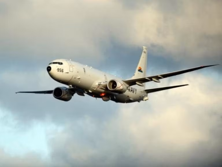 P-8A Poseidon được cải biên dựa trên khung thân của máy bay dân dụng Boeing 737-800. Nó được tối ưu hóa để thực hiện các nhiệm vụ săn ngầm cũng như chống ngầm. Nguồn ảnh: AirRec.