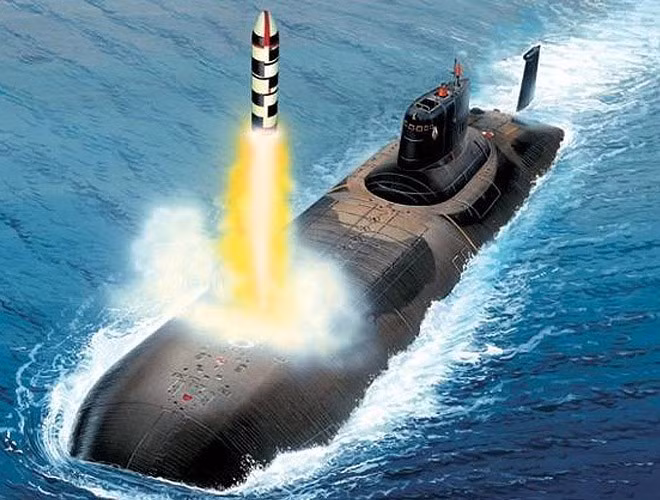 Akula còn có cả hệ thống thông tin liên lạc radio và vệ tinh.