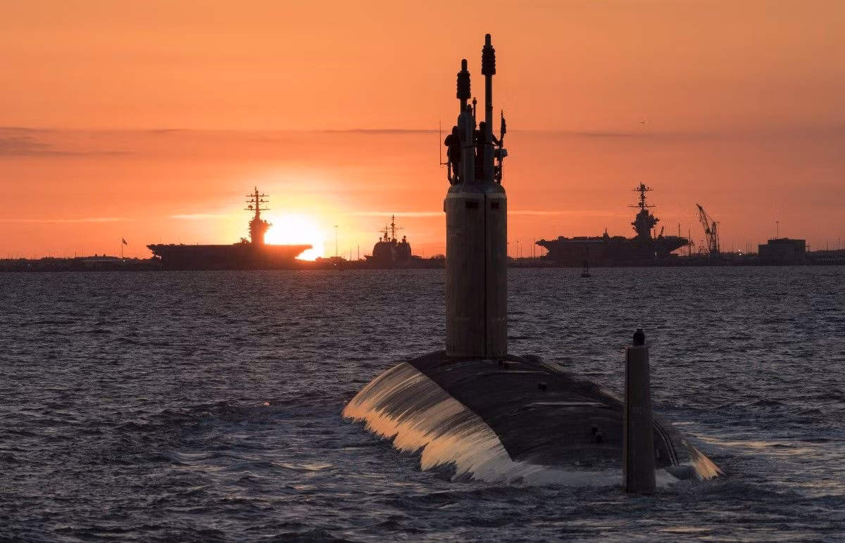 Như mọi tàu ngầm lớp Virginia khác, tàu ngầm SSN 788 Colorado có độ giãn nước lên tới 7800 tấn, dài 114 mét và có công suất đầu ra lên tới 40.000 mã lực. Nguồn ảnh: BMDP.