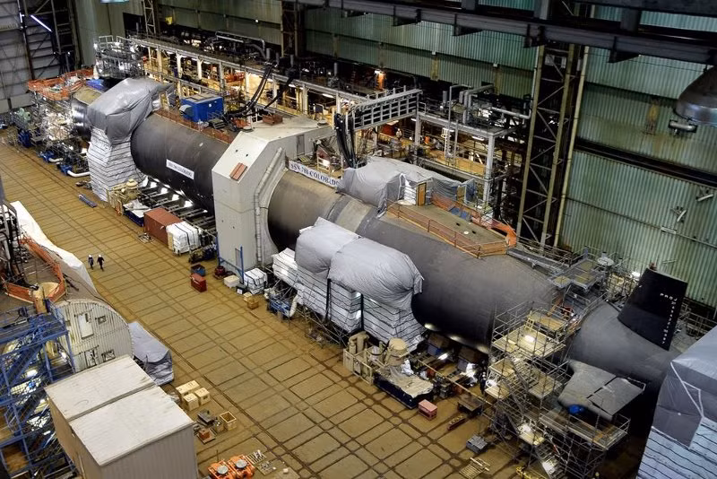 Tàu ngầm SSN 788 Colorado khi đang trong giai đoạn lắp ghép cuối cùng để trở thành tàu ngầm hoàn chỉnh. Nguồn ảnh: BMDP.