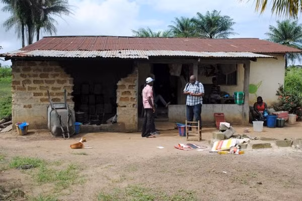 Dịch Ebola ở châu Phi quay trở lại, một người đã chết - Hình 2 Dịch Ebola ỏ chau Phi quay trỏ lại, mọt nguòi dã chét-Hinh-2