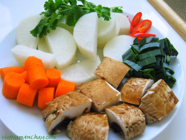  Những thực phẩm này vẫn có thể cung cấp đủ dinh dưỡng cần thiết cho bạn. Ưu điểm của chúng là chứa ít calo và chất béo nên bạn sẽ không phải lo đến nguy cơ tăng cân. Nếu bạn thử một chế độ ăn chay lành mạnh thì chắc chắn bạn sẽ giảm cân hiệu quả. 