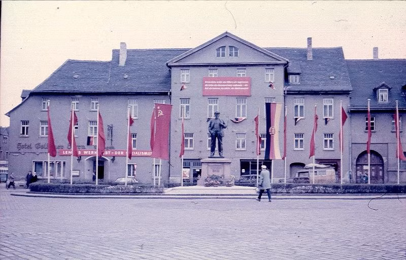 Tượng nhà cách mạng Lenin ở Eisleben. Ảnh: Normann Flickr.