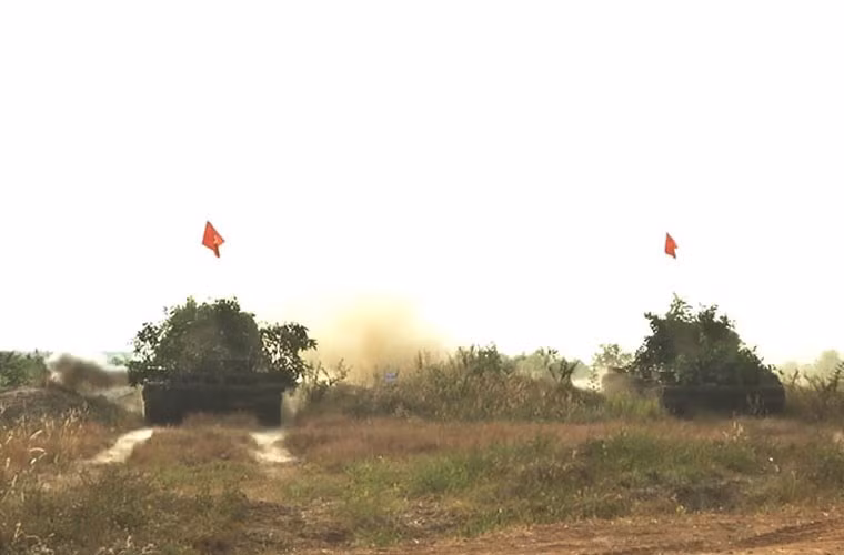 Tuy nhiên, đáng tiếc là các xe tăng T-55 của Việt Nam không thể triển khai tên lửa Bastion. Bởi loại vũ khí chỉ xuất hiện trên các xe tăng họ T-55 từ phiên bản T-55M sản xuất từ đầu những năm 1970. Trong khi đó, các xe tăng T-55 mà Việt Nam nhận được hầu như là thuộc thế hệ đầu tiên của dòng tăng này, sản xuất giai đoạn 1958-1963. 