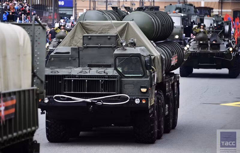 Ở Vladivostok không có S-400 Triumf mà chỉ có S-300.