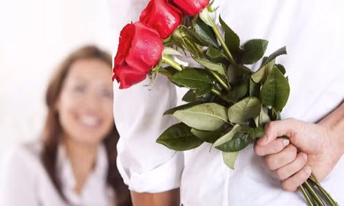 Những điều cần biết khi tặng hoa cho bạn gái Nhung dieu can biet khi tang hoa cho ban gai