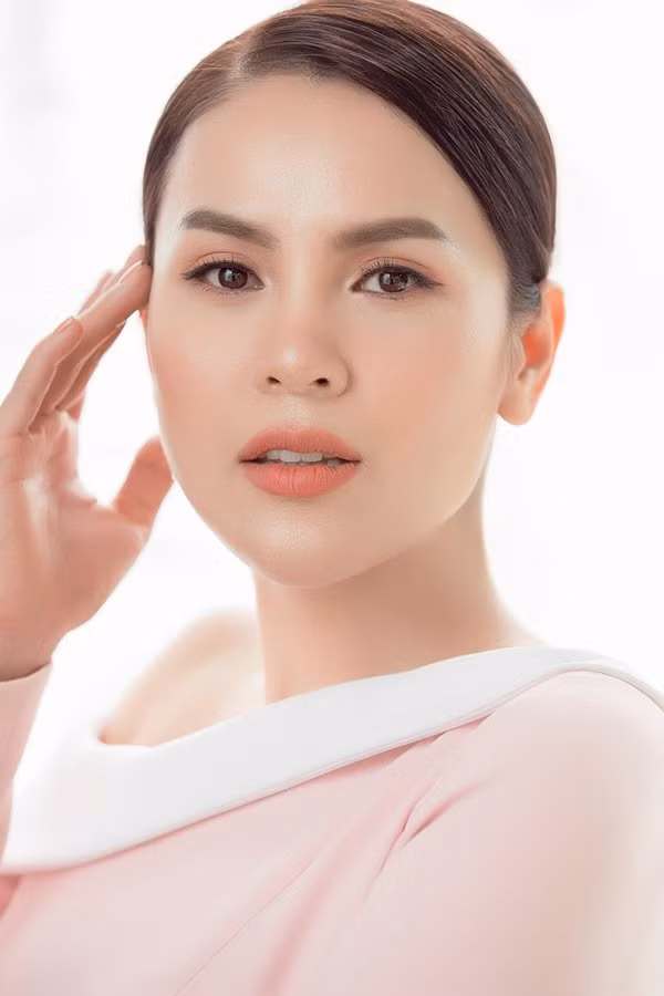Cận cảnh dung nhan xinh đẹp của Phương Lê sau 2 năm chỉ sử dụng phương pháp làm đẹp bằng đắp mặt nạ