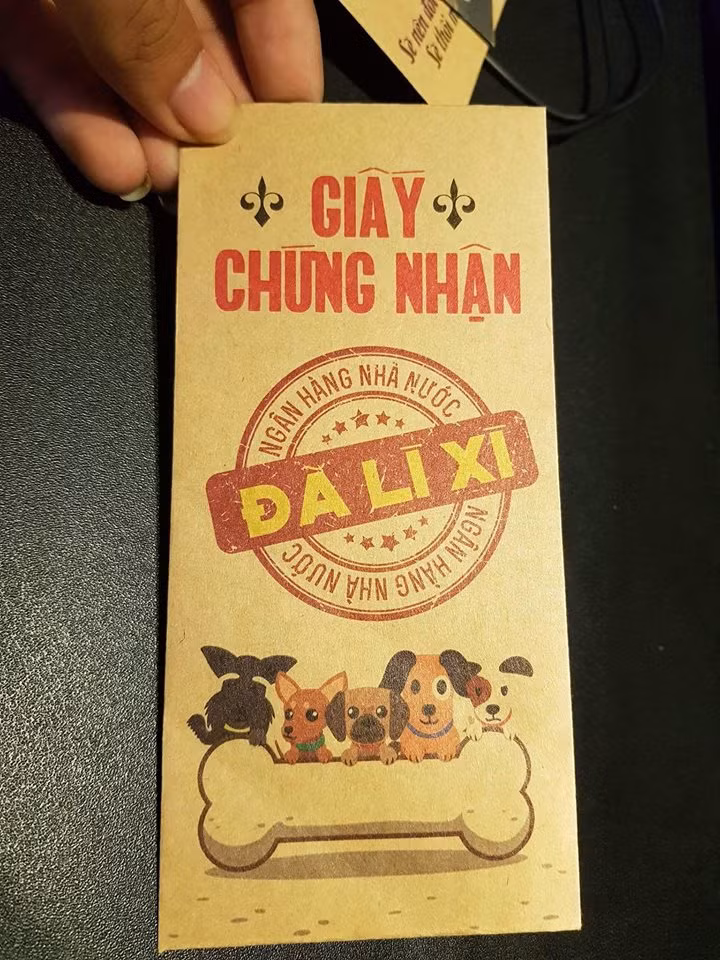Bao lì xì tết 2018 theo phong cách retro, vintage độc lạ, táo bạo nhưng không mất đi nét xưa của người Việt Nam.