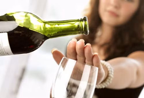 Muốn ngủ ngon, hãy tránh ăn những thực phẩm gây khó ngủ này - Hình 4 Muon ngu ngon, hay tranh an nhung thuc pham gay kho ngu nay-Hinh-4