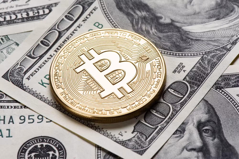 Sức nóng của Bitcoin thời gian qua khiến những đồng tiền ảo "ăn theo" Bitcoin ngày càng nhiều. Tính đến thời điểm hiện tại, đồng tiền ảo "anh em" lớn nhất của Bitcoin là Bitcoin Cash. Ảnh: Tech Regime.