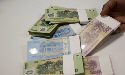 Nhan vien ngan hang nao thu nhap hon 20 trieu dong/thang?