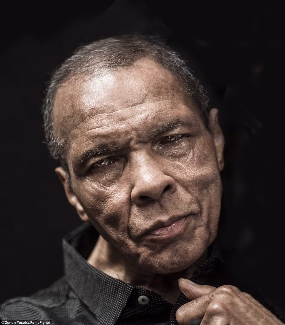 Nhiếp ảnh gia Texeira đã chụp được nhiều bức ảnh huyền thoại quyền anh Muhammad Ali giơ 2 nắm đấm quen thuộc - tư thế quyền anh mang tính biểu tượng của ông. Những bức ảnh này mới được công bố và nhận được sự quan tâm lớn của công chúng.