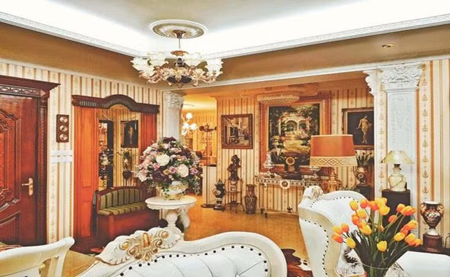 Mới đây, Nathan Lee gây choáng ngợp khi khoe biệt thự 8 tầng, trị giá 300 tỉ ở Hà Nội.