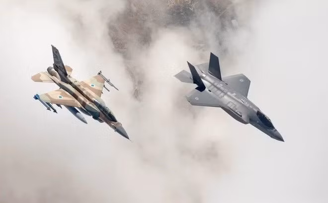 Với phương thức tác chiến như trên, không thể có chuyện tiêm kích tàng hình F-35I Adir bị radar cảnh giới của Nga (kể cả là radar trinh sát của S-400) phát hiện từ cách xa hàng trăm km được.