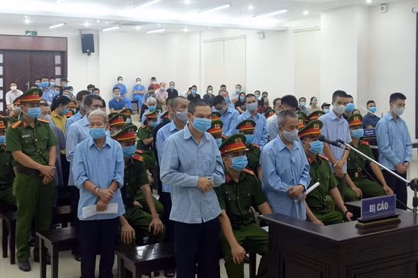Le Dinh Cong cung dong pham vu an o Dong Tam sap hau toa phuc tham