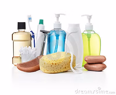 Những sản phẩm vệ sinh chăm sóc thân thể có thể khiến bạn bị ung thư vú vì chúng có chứa paraben để bảo quản và chứa triclosan, một loại hóa chất kháng khuẩn gây kích ứng da.