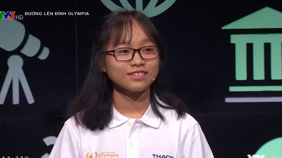 Tại cuộc thi Olympia 2018, Trần Hoàng Yến Nhi (trường THPT Nguyễn Thần Hiến, Kiên Giang) khiến cổ động viên vỡ òa khi trả lời rất nhanh và đúng tất cả các câu hỏi của phần thi Khởi động để giành được tối đa 120 điểm. Yến Nhi trở thành người hiếm hoi chương trình Đường lên đỉnh Olympia làm được điều này.