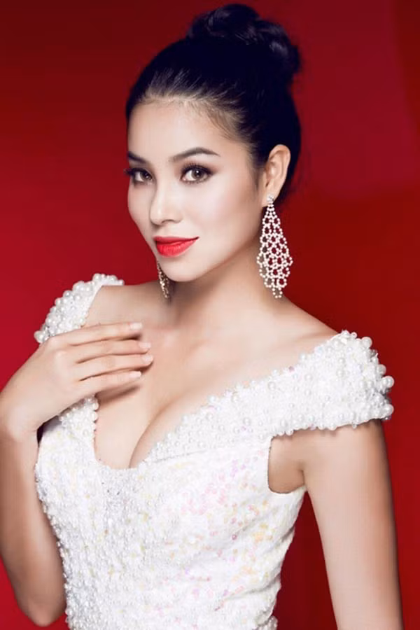 Lọt vào đến Top 10 Hoa hậu Việt Nam nhưng Phạm Thị Hương vẫn không thể cạnh tranh được với những thí sinh cùng top khác nên đành dừng bước. Tuy nhiên đây cũng là thời điểm người đẹp đến từ Hải Phòng ghi dấu ấn, khiến nhiều khán giả, công chúng nhớ mặt.