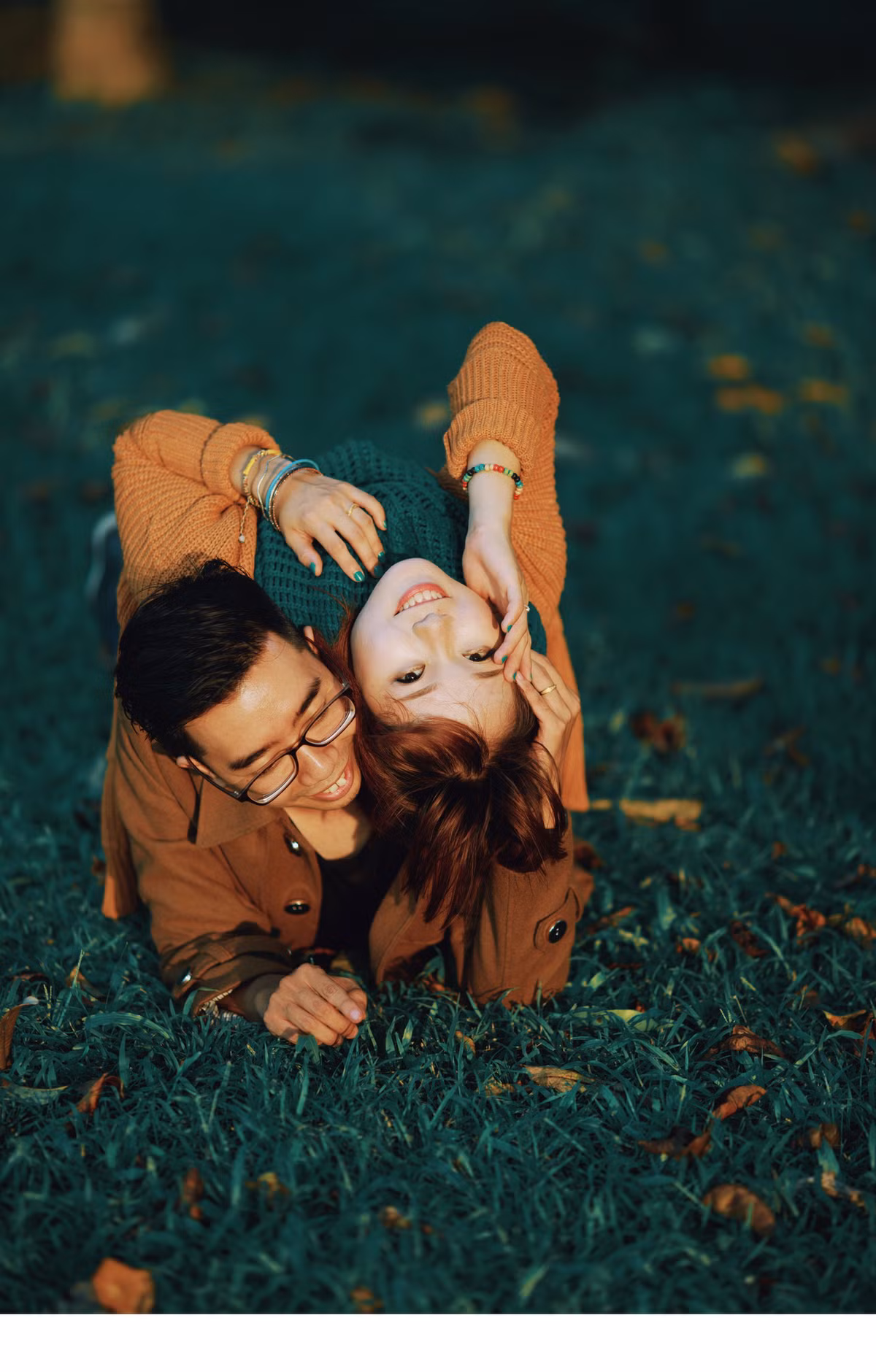 “Hình ảnh mộc mạc nhưng rất tình, bởi chính sự tự nhiên của cả hai người khi bên nhau”, nhiếp ảnh gia Hải Lê Cao chia sẻ.