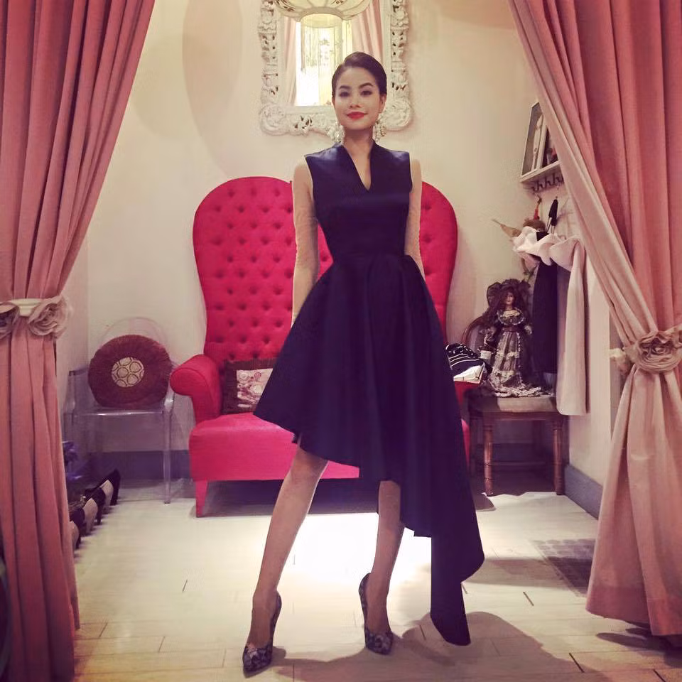 Nét đẹp tự nhiên, cộng thêm với sự cọ xát, kinh nghiệm sau nhiều cuộc thi khiến hoa hậu Phạm Thị Hương dần thay đổi nhanh hình ảnh của bản thân. Từ một nhân vật, người đẹp chỉ ở mức trung bình, đến năm 2013 - 2014, Phạm Hương đã có một hình ảnh mới rất chuyên nghiệp, quyến rũ.