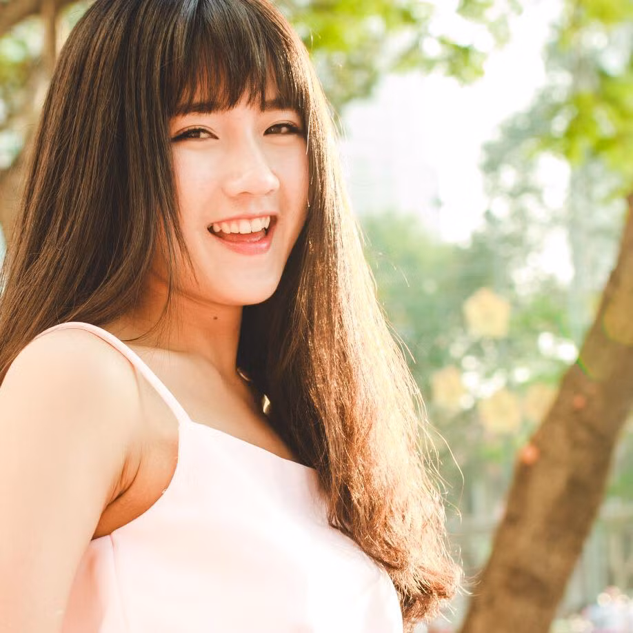 Hiện cô nàng vẫn đang tiếp tục sự nghiệp học tập của mình, ngoài ra còn làm người mẫu ảnh, tham gia một số dự án làm phim ảnh cho giới trẻ.