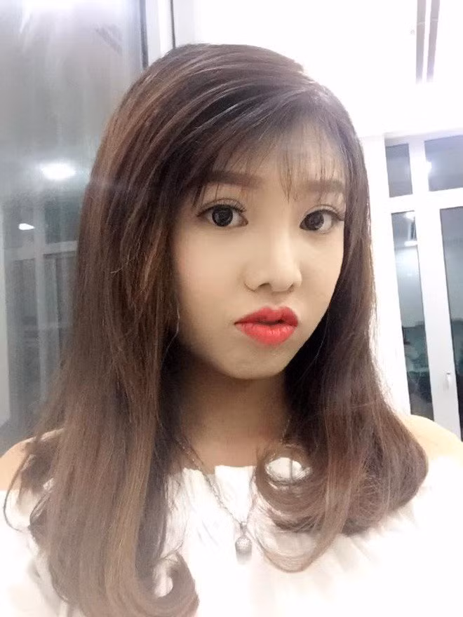 Quá trình ”đập đi xây lại” hoàn toàn gương mặt của cô tốn hơn 150 triệu. Sau ca phẫu thuật, Phượng được gọi là “Thị Nở tái sinh”.