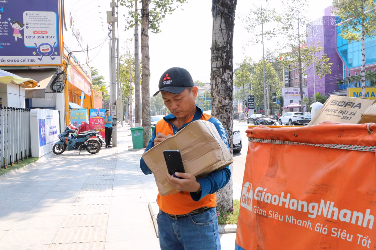 Khu vực anh Mỹ giao hàng là dọc tuyến đường Võ Thị Sáu, thành phố Biên Hòa.