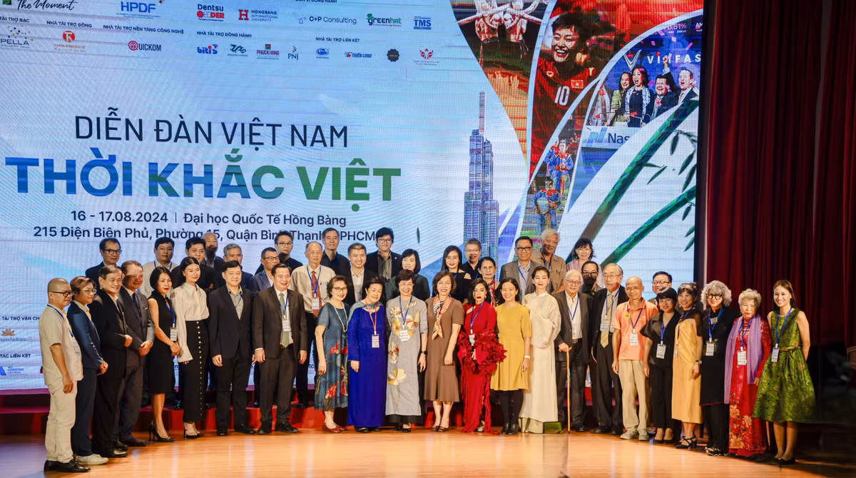 Dien dan Thoi Khac Viet: Can phat trien toan dien nguon nhan luc-Hinh-3