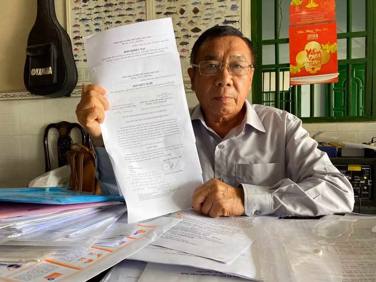 Giám đốc kêu cứu vì bị khởi tố oan 20 năm rồi... đình chỉ - Hình 2 Giam doc keu cuu vi bi khoi to oan 20 nam roi... dinh chi-Hinh-2