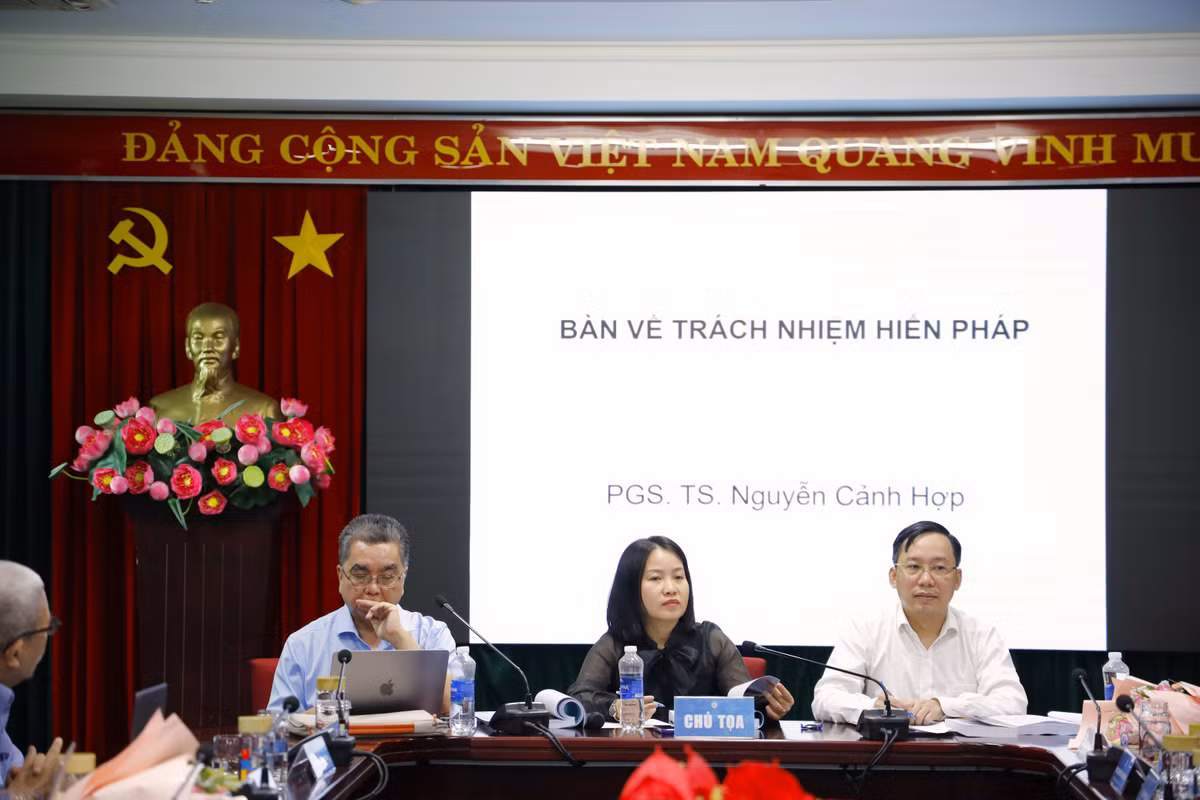 Hoi thao trach nhiem Hien phap thu hut nhieu nha khoa hoc, chuyen gia-Hinh-4
